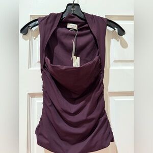 Aritzia Contour Flourish Top